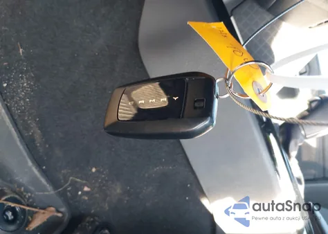 2026 Toyota Camry Xle from USA, damaged, VIN 4T1DBADK8TU543716